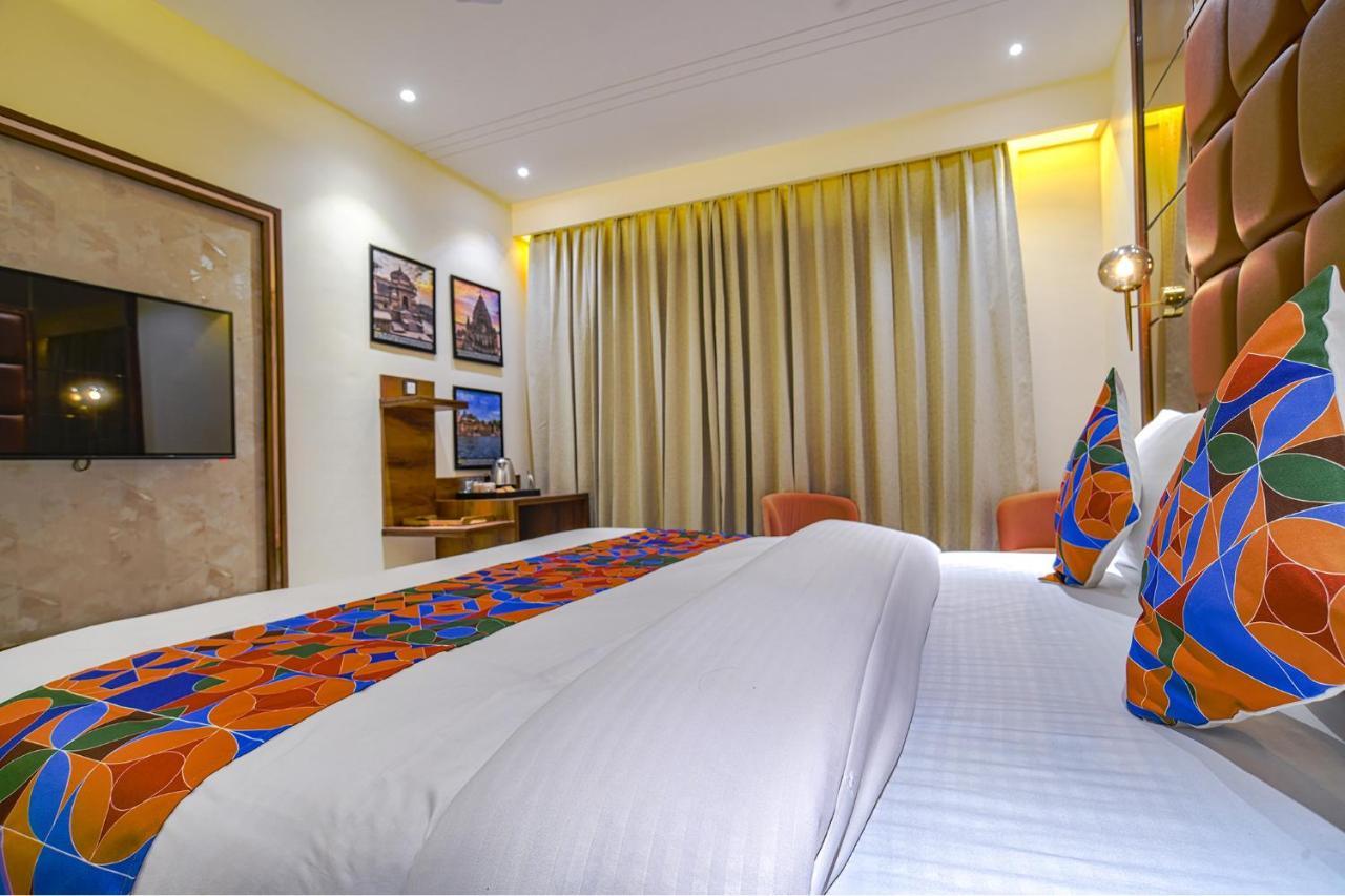 Fabhotel Benchmark Indore Luaran gambar